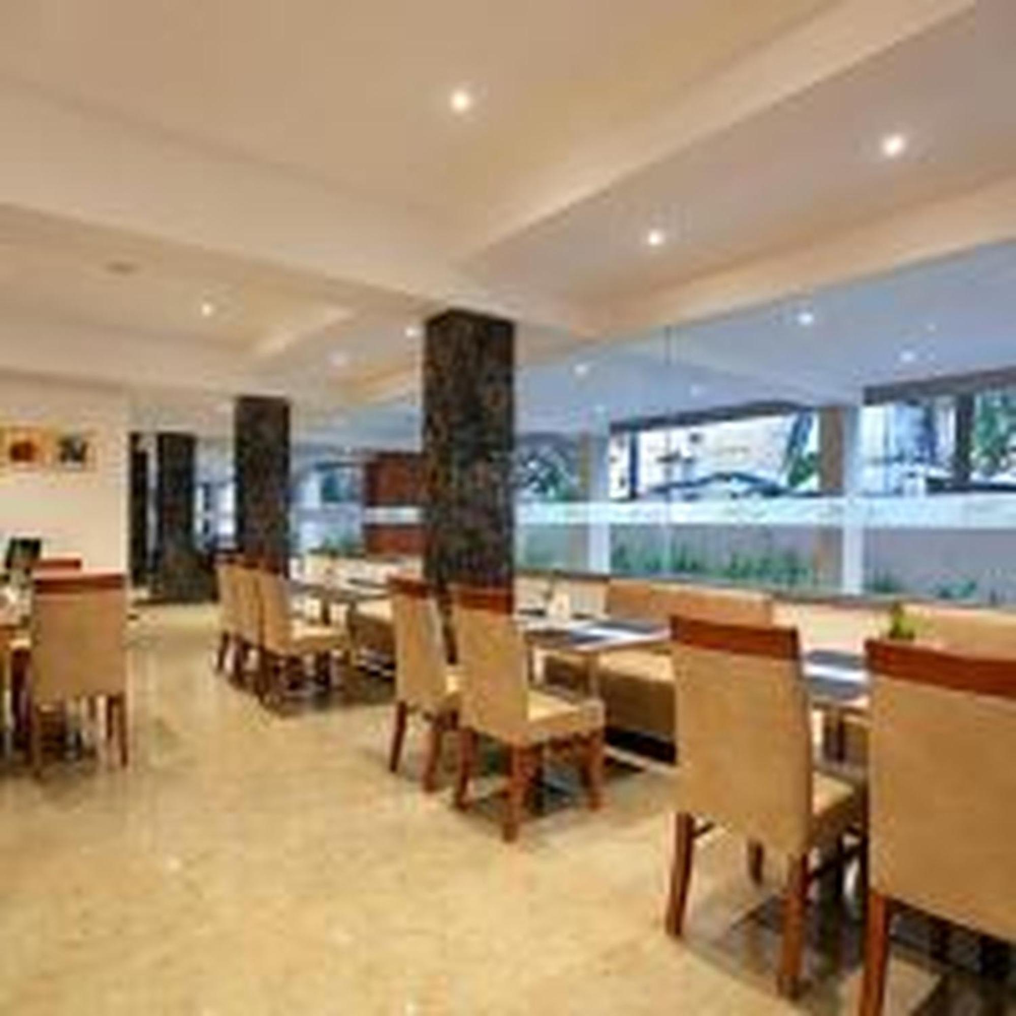 Park Residency Kodungallur Thrissur 外观 照片